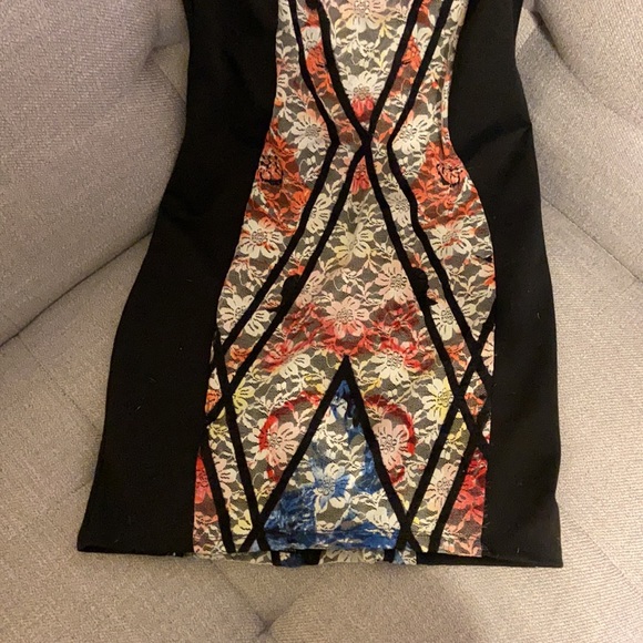 MATERIAL GIRL stretchy dress 👗 - Picture 3 of 5